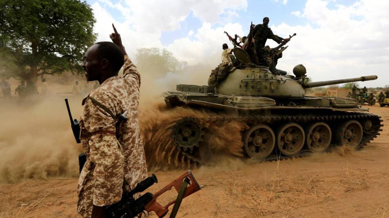 السودان: مسيّرات الدعم السريع تضرب منشآت حيوية ومواقع عسكرية للجيش في النيل الأبيض
