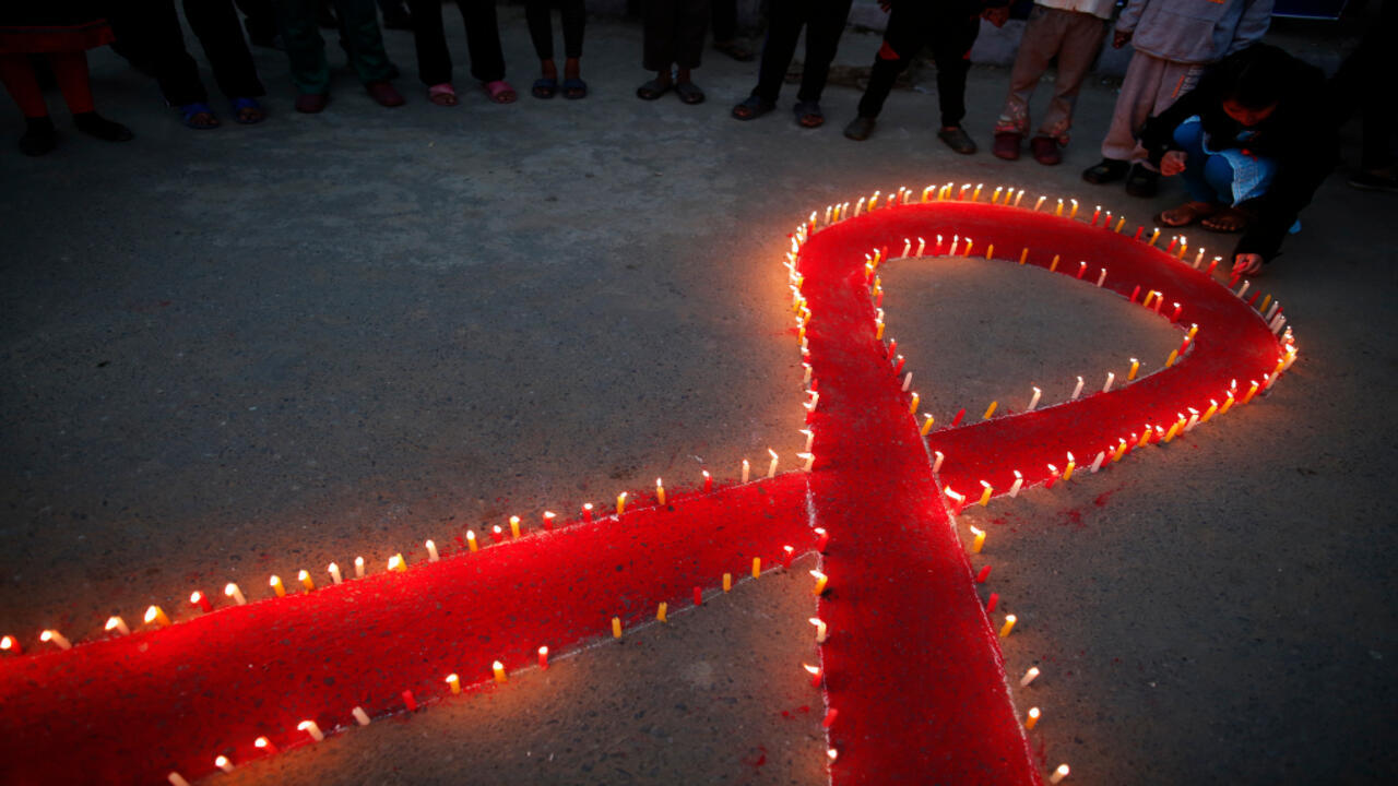 الآن غداً - ”الإيدز” في المنطقة العربية: ارتفاع مقلق في الإصابات وسط غياب الوقاية وضعف العلاج