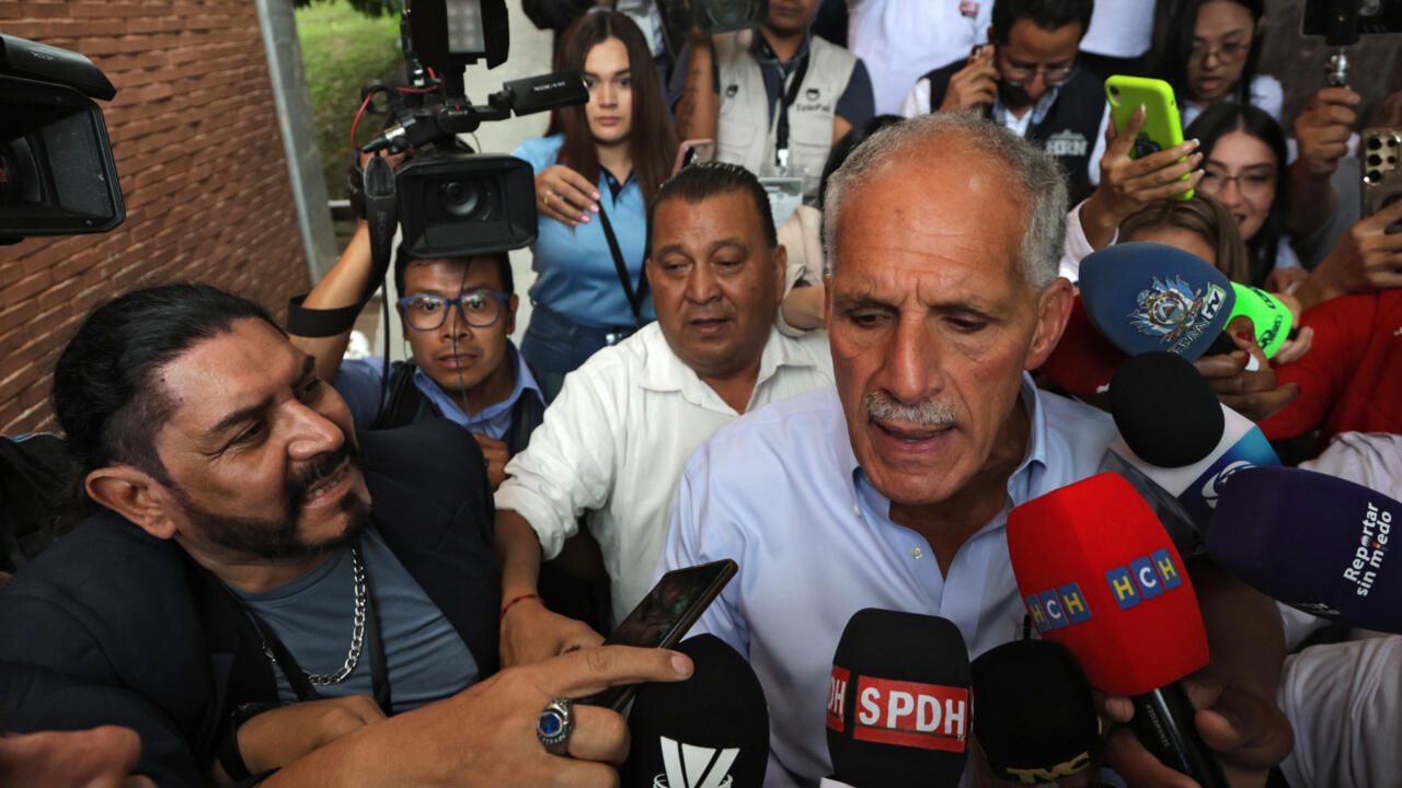منافسة محتدمة لمرشّح اليمين المدعوم من ترامب في السباق الرئاسي في هندوراس