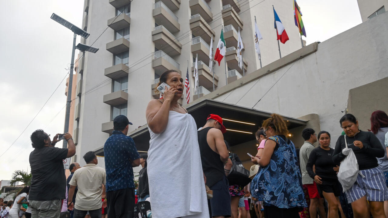 قتيلان ومنازل مدمّرة جراء زلزال ضرب المكسيك