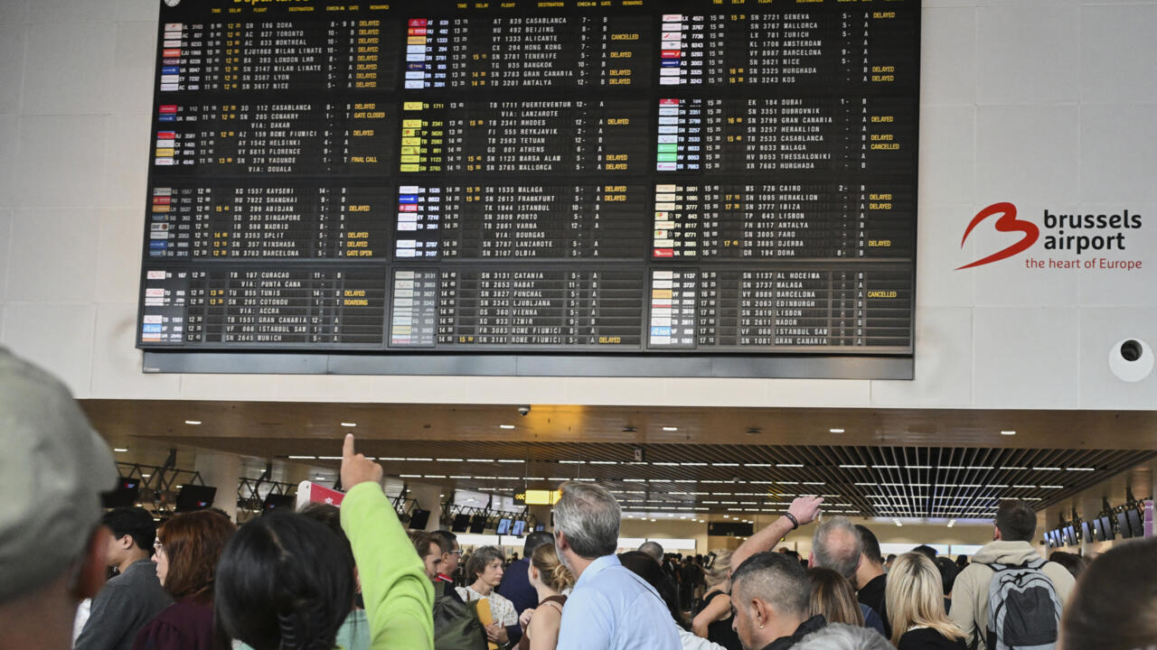 من هيثرو إلى برلين.. هجوم إلكتروني يعطل العمليات بمطارات أوروبية ويؤدي لإلغاء رحلانت