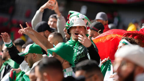 الجمهور الجزائري.